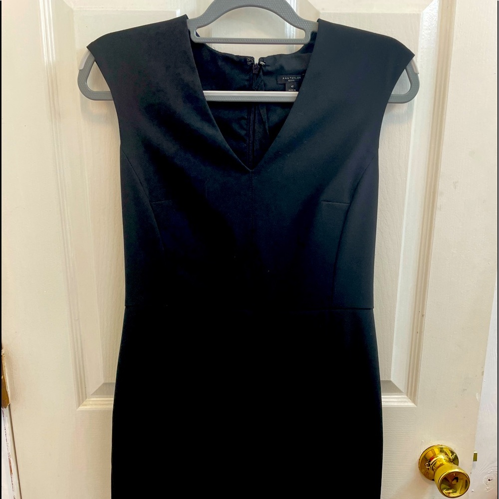 Ann Taylor Black Dress 4P